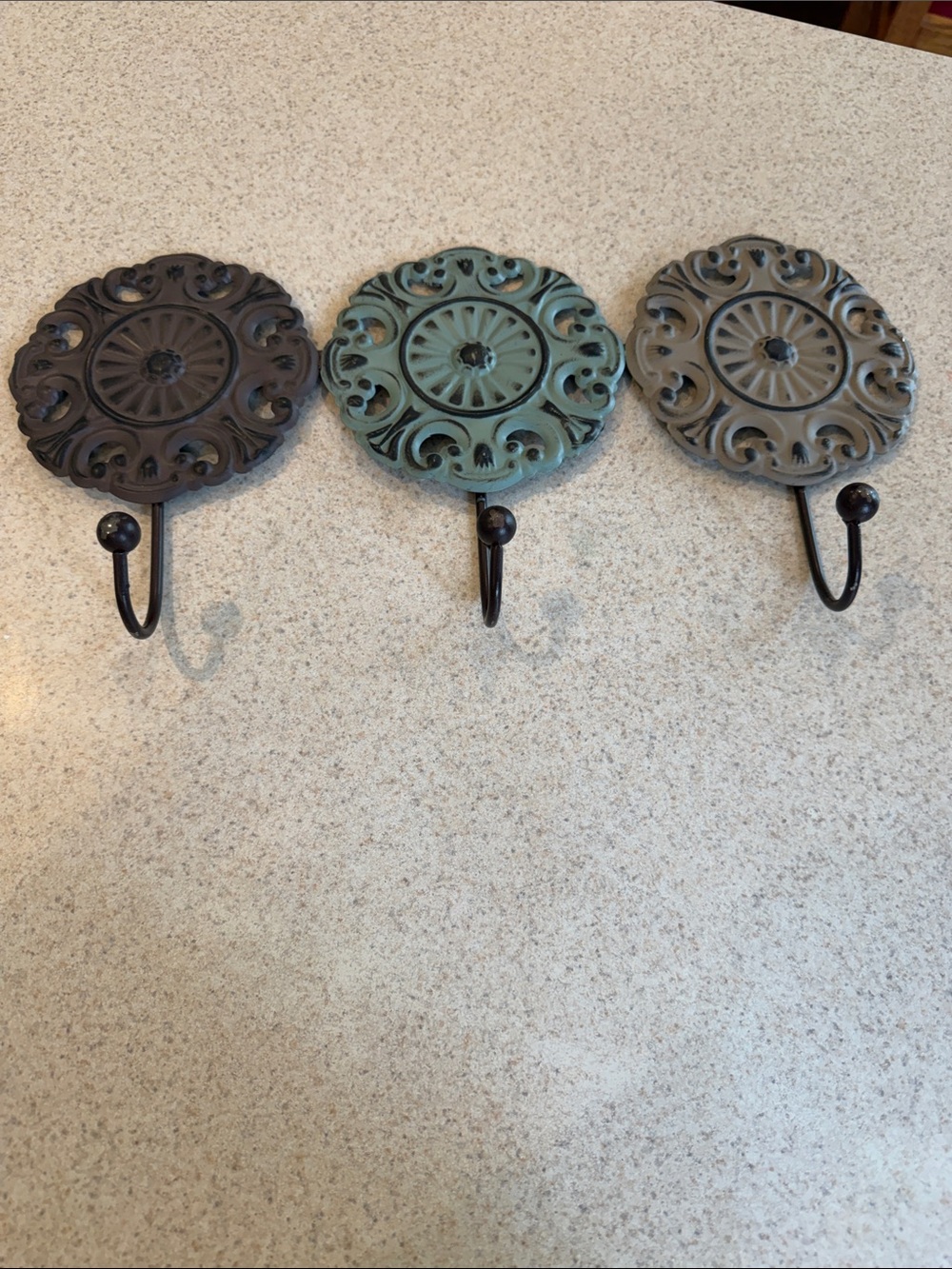 French Country Wall Hook Set with Ornate Medallions -metal